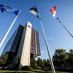 Hilton 4*