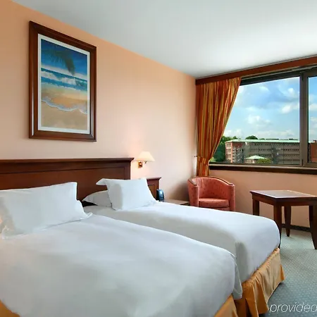 Hilton Hotel 4*
