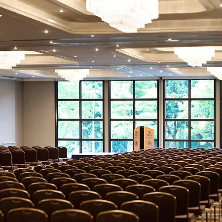 Hilton Hotel 4*