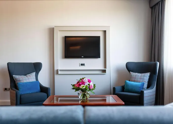 Hilton Hotel 4*