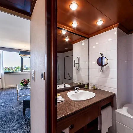 Hilton 4* שטרסבורג