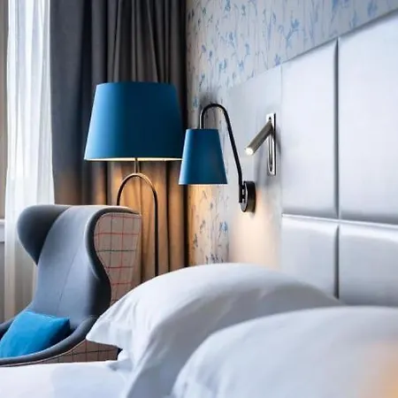 希尔顿斯塔伯格酒店