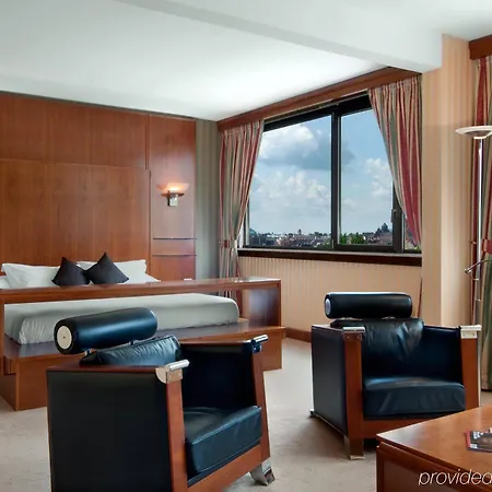 希尔顿斯塔伯格酒店 4*