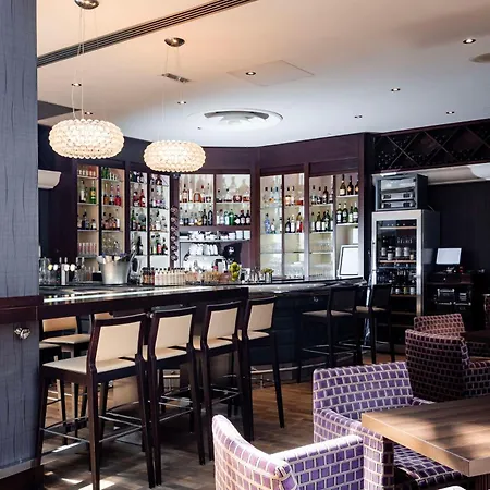 希尔顿斯塔伯格酒店 酒店 4*